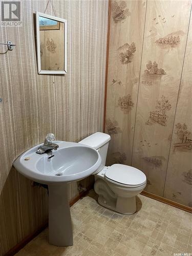 300 Cheri Drive, Nipawin, SK - Indoor Photo Showing Bathroom