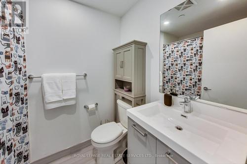 #208 -385 Osler St, Toronto, ON - Indoor Photo Showing Bathroom