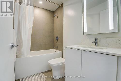420 - 270 Dufferin Street, Toronto, ON - Indoor Photo Showing Bathroom