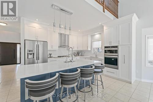 165 - 200 Kingfisher Drive, Mono, ON - Indoor Photo Showing Kitchen With Upgraded Kitchen