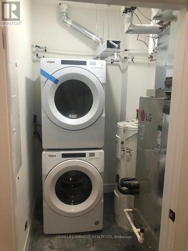 #102 -1201 Lackner Pl, Kitchener, ON - Indoor Photo Showing Laundry Room
