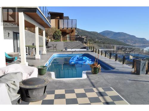 1843 Diamond View Drive, West Kelowna, BC - Outdoor With In Ground Pool