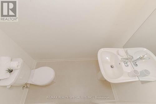 14 Emmas Way, Whitby, ON -  Photo Showing Bathroom
