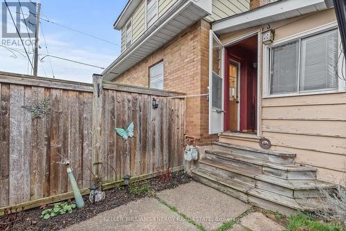 337 Division St, Oshawa, ON - Outdoor With Exterior