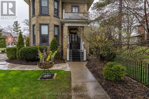 351 Park St N, Peterborough, ON - Outdoor With Balcony With Facade