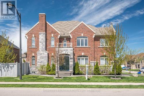 550 Clifford Perry Pl, Newmarket, ON - Outdoor