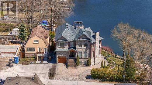 15 Wildwood Avenue, Richmond Hill, ON - Outdoor With Body Of Water With Facade