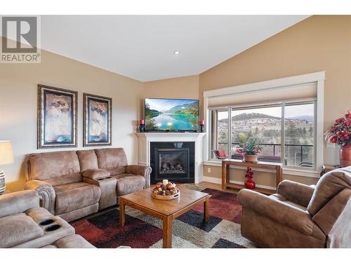 1297 Tanemura Crescent, Kelowna, BC - Indoor Photo Showing Living Room With Fireplace