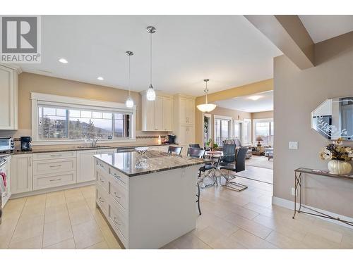 1297 Tanemura Crescent, Kelowna, BC - Indoor Photo Showing Kitchen With Upgraded Kitchen