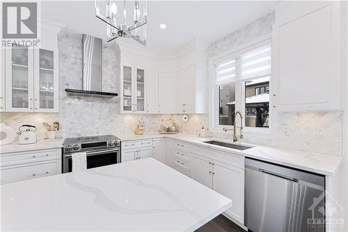 239 Aquarium Avenue, Ottawa, ON - Indoor Photo Showing Kitchen With Upgraded Kitchen
