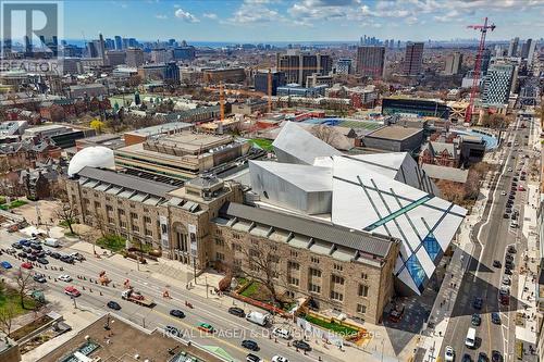 504 - 1331 Bay Street, Toronto, ON - Outdoor With View