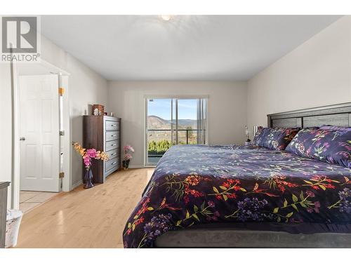 2850 Evergreen Drive, Penticton, BC - Indoor Photo Showing Bedroom