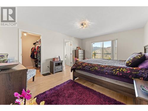 2850 Evergreen Drive, Penticton, BC - Indoor Photo Showing Bedroom