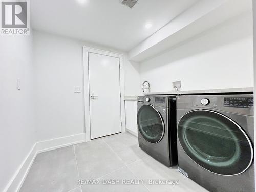10 Sultana Ave, Toronto, ON - Indoor Photo Showing Laundry Room