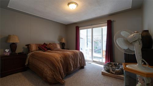 3575 Dunkley Drive, Armstrong, BC - Indoor Photo Showing Bedroom
