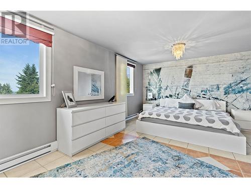 3420 1St Avenue Ne, Salmon Arm, BC - Indoor Photo Showing Bedroom