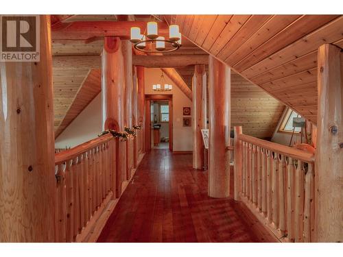 1414 Huckleberry Drive, Notch Hill, BC - Indoor Photo Showing Other Room