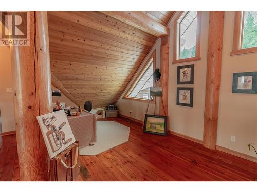 1414 Huckleberry Drive, Notch Hill, BC - Indoor Photo Showing Other Room