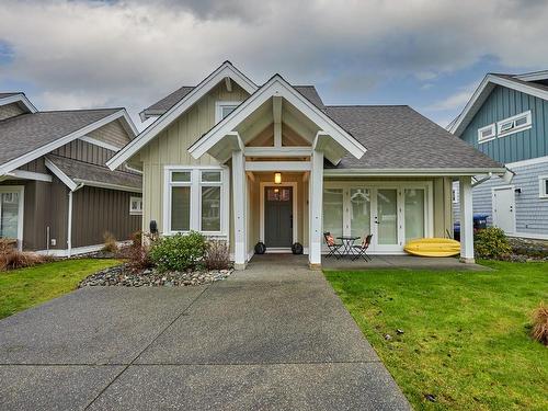 15-5251 Island Hwy West, Qualicum Beach, BC - Outdoor With Facade