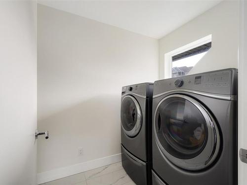 1108 Timber View, Langford, BC - Indoor Photo Showing Laundry Room
