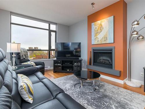 1501-788 Humboldt St, Victoria, BC - Indoor Photo Showing Living Room With Fireplace