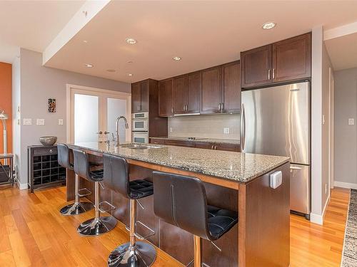 1501-788 Humboldt St, Victoria, BC - Indoor Photo Showing Kitchen With Upgraded Kitchen
