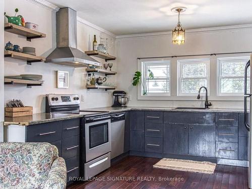 30 Clemow Ave, Greater Sudbury, ON - Indoor Photo Showing Kitchen