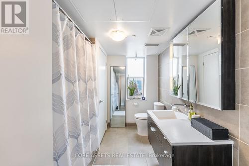 #901 -508 Wellington St W, Toronto, ON - Indoor Photo Showing Bathroom