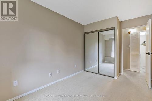 #202 -15390 Yonge St, Aurora, ON - Indoor Photo Showing Other Room