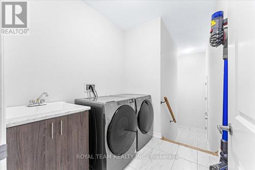 154 Ramblewood Drive, Wasaga Beach, ON - Indoor Photo Showing Laundry Room