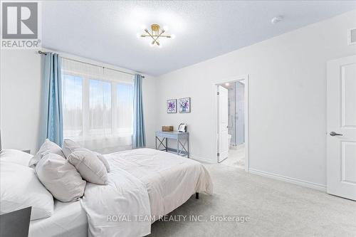 154 Ramblewood Drive, Wasaga Beach, ON - Indoor Photo Showing Bedroom