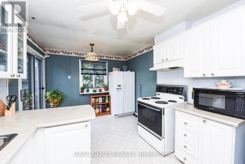 #50 -2701 Aquitaine Ave, Mississauga, ON - Indoor Photo Showing Kitchen