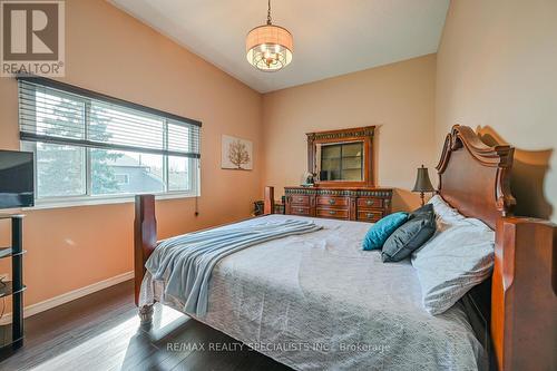 66 Carisbrook Crt, Brampton, ON - Indoor Photo Showing Bedroom