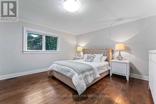 3011 Lakeshore Rd, Burlington, ON - Indoor Photo Showing Bedroom