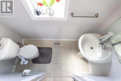 501 Brittania Cres, Kitchener, ON - Indoor Photo Showing Bathroom