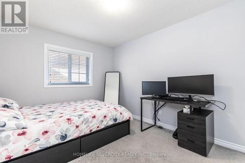 501 Brittania Crescent, Kitchener, ON - Indoor Photo Showing Bedroom