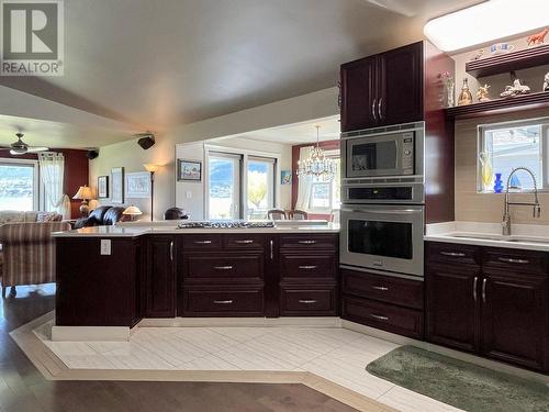 69 Kingfisher Drive, Penticton, BC - Indoor Photo Showing Kitchen