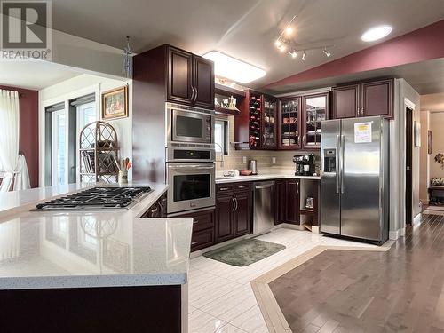 69 Kingfisher Drive, Penticton, BC - Indoor Photo Showing Kitchen With Stainless Steel Kitchen With Upgraded Kitchen