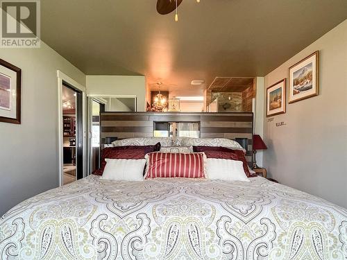 69 Kingfisher Drive, Penticton, BC - Indoor Photo Showing Bedroom