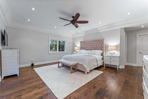 3011 Lakeshore Road, Burlington, ON - Indoor Photo Showing Bedroom