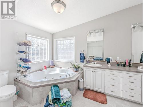 5307 Canim-Hendrix Lake Road, 100 Mile House, BC - Indoor Photo Showing Bathroom