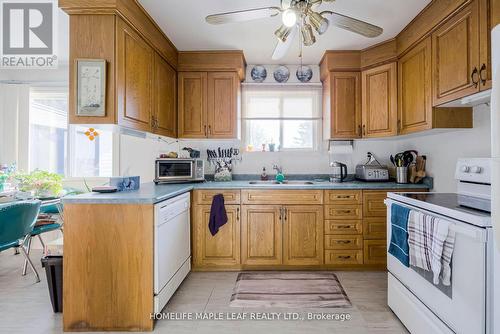773093 Highway 10, Southgate, ON - Indoor Photo Showing Kitchen