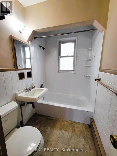 6 - 72 Sydney Street, Kitchener, ON - Indoor Photo Showing Bathroom