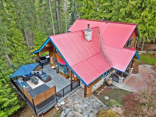 3195 Heddle Road, Nelson, BC - Outdoor With Deck Patio Veranda