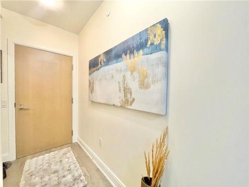 65 Annie Craig Drive|Unit #1006, Toronto, ON - Indoor Photo Showing Other Room