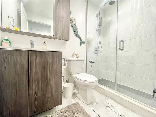 65 Annie Craig Drive|Unit #1006, Toronto, ON - Indoor Photo Showing Bathroom