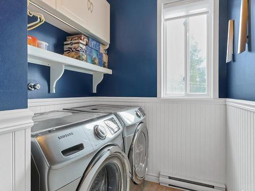 Salle de lavage - 236 Rue Des Plaines, Les Coteaux, QC - Indoor Photo Showing Laundry Room