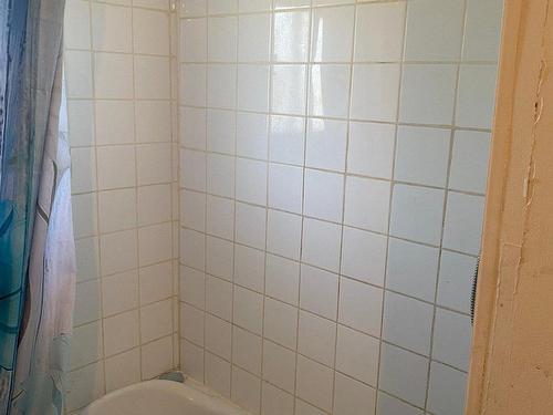 Salle de bains - 233 Rue Maskinongé, Saint-Gabriel, QC - Indoor Photo Showing Bathroom