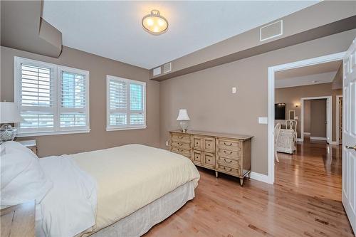 399 Elizabeth Street|Unit #611, Burlington, ON - Indoor Photo Showing Bedroom