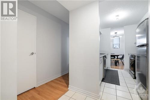191 Parkdale Avenue Unit#207, Ottawa, ON - Indoor Photo Showing Other Room